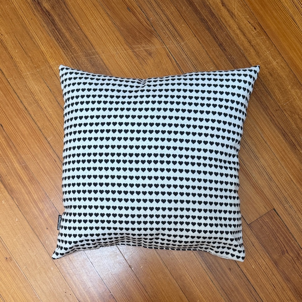 Black and White Heart Pattern Pillow (14” x 14”) - Picture 2 of 2